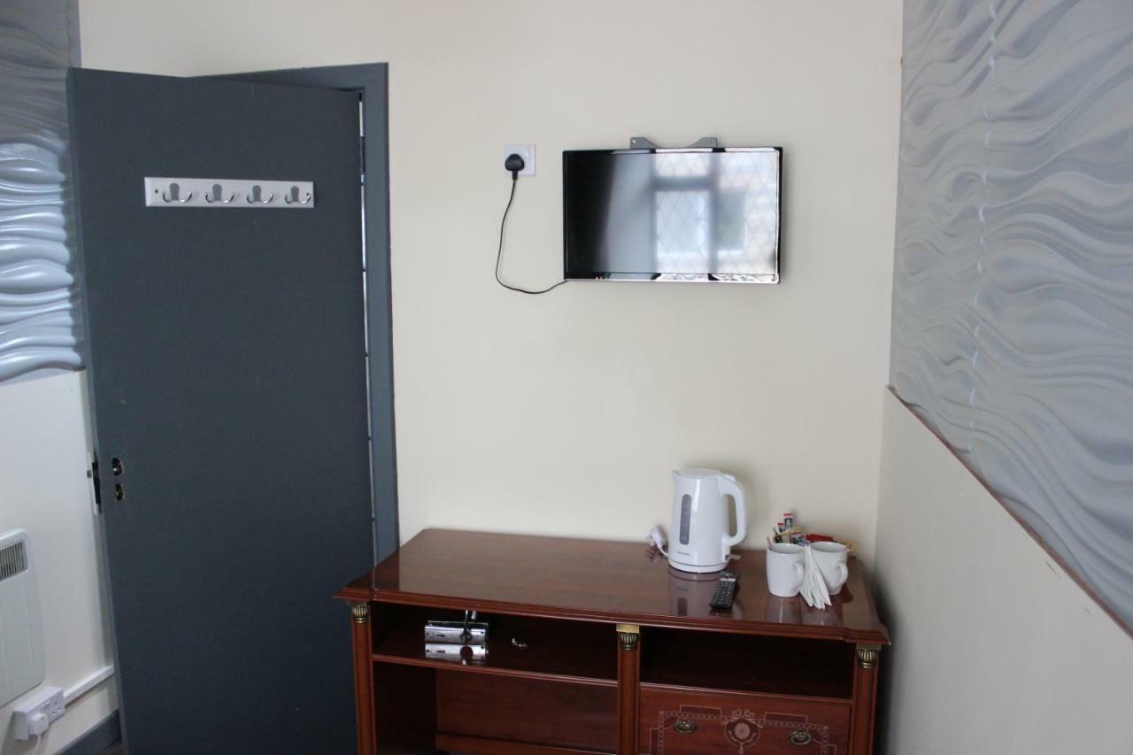 Donegal Lodgings - Apt 3 - Br En-Suite Donegal Town Esterno foto