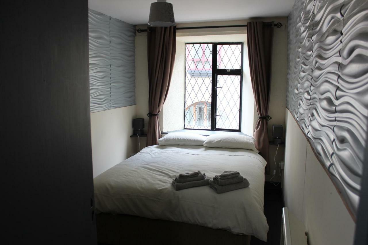 Donegal Lodgings - Apt 3 - Br En-Suite Donegal Town Esterno foto